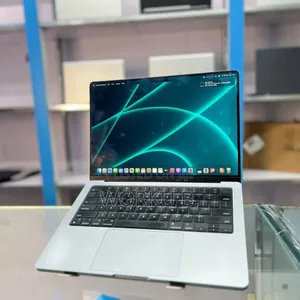 New Laptop Apple MacBook Pro M1 32GB Apple M1 Pro SSD 1T