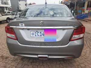 Suzuki Dzire 2022 Silver