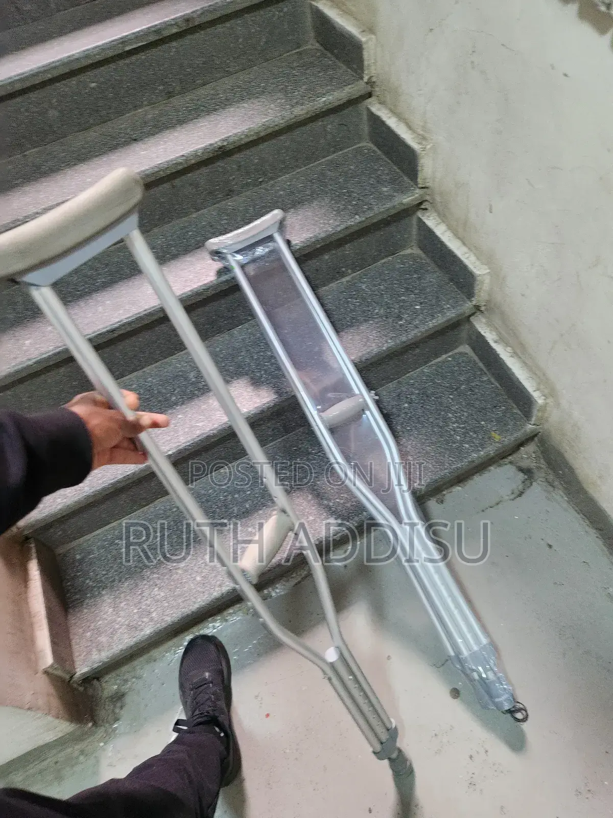 Axillary Bilateral Crutches麴延brand New Axillary Crutches Bilateral New