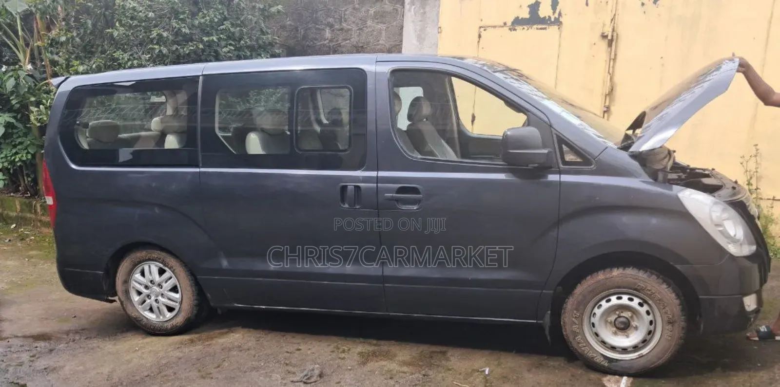 Hyundai H1 2018 Green