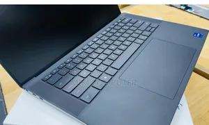 New Laptop Dell Precision 15 3551 32GB Intel Core I9 SSD 1T