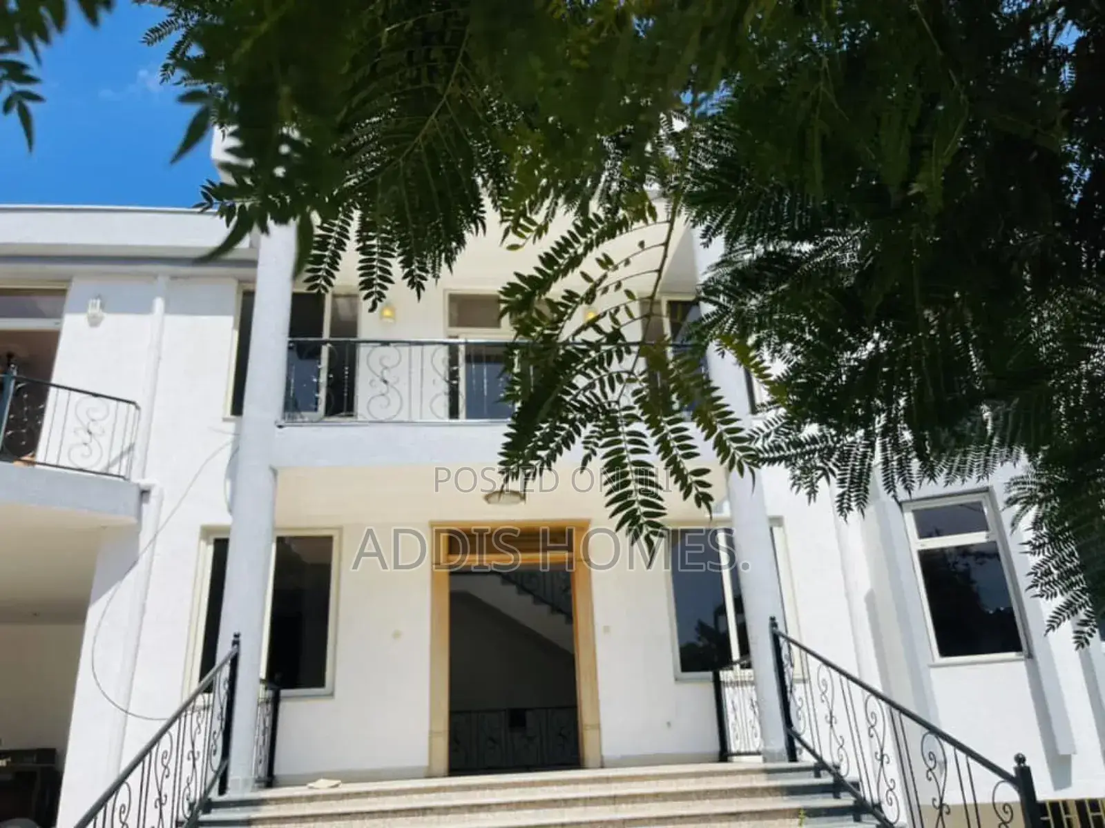 6bdrm Apartment in Bole for rent