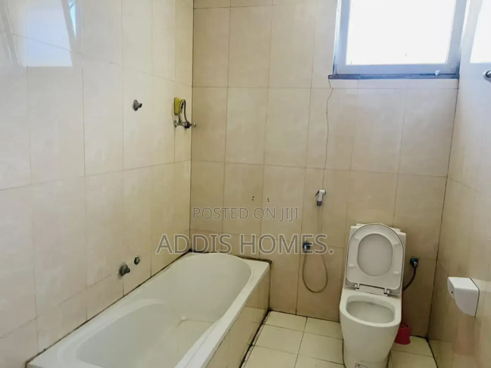 6bdrm Apartment in Bole for rent