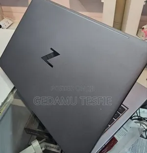 Photo - New Laptop HP 32GB Intel Core I7 SSD 512GB