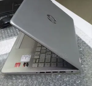 New Laptop HP Pavilion 15 8GB AMD Ryzen 5 SSD 512GB