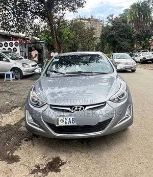 Hyundai Avante 2014 Silver