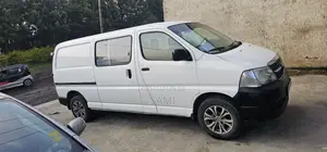 Photo - Toyota HiAce 2011 White