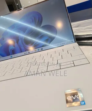 New Laptop Dell XPS 13 32GB Intel Core I7 SSD 1T