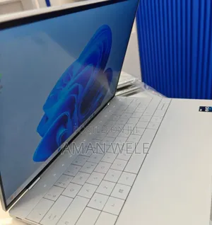 New Laptop Dell XPS 13 32GB Intel Core I7 SSD 1T