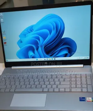 New Laptop HP Stream Notebook 8GB Intel Core i7 SSD 512GB