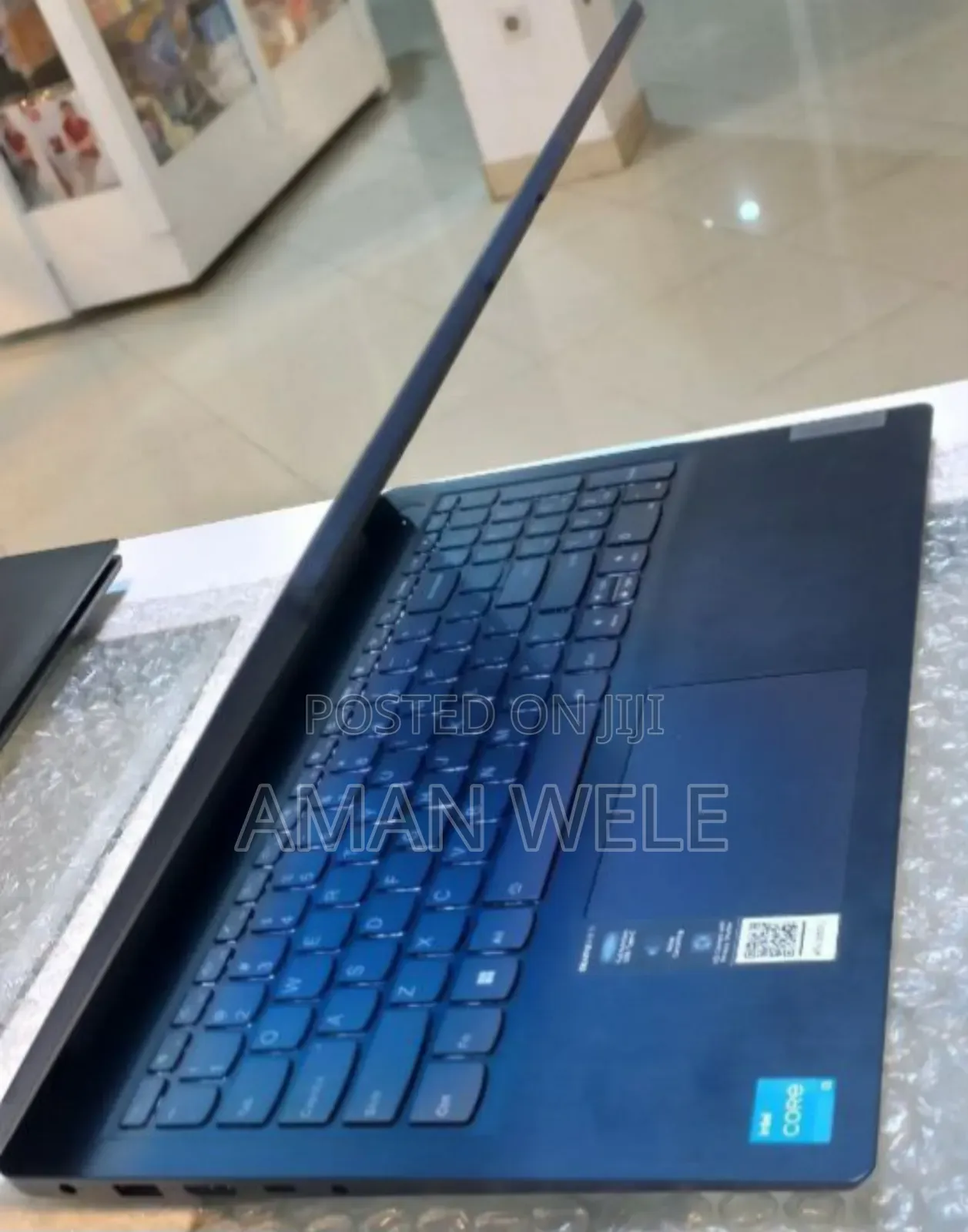 New Laptop Lenovo Ideapad 3 8GB Intel Core I3 SSD 256GB