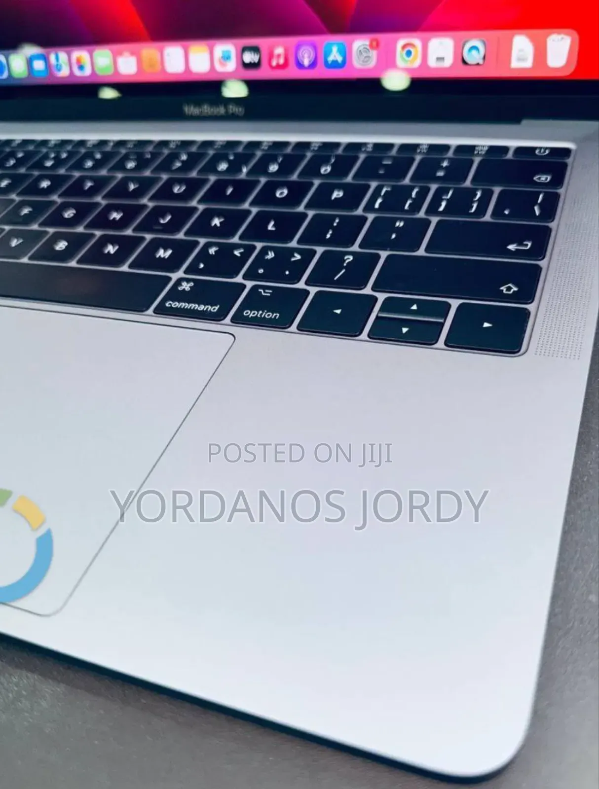 New Laptop Apple MacBook Pro 2017 8GB Intel Core i5 SSD 512GB