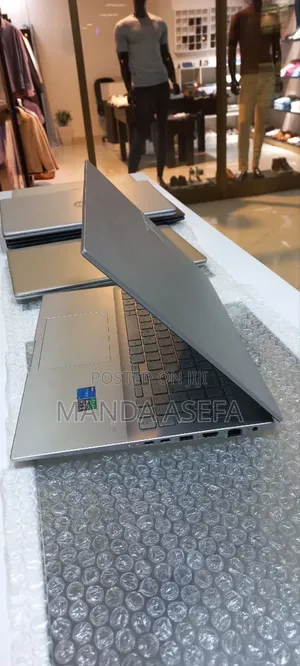 New Laptop Asus VivoBook 15 X540NA 16GB Intel Core I5 SSD 512GB