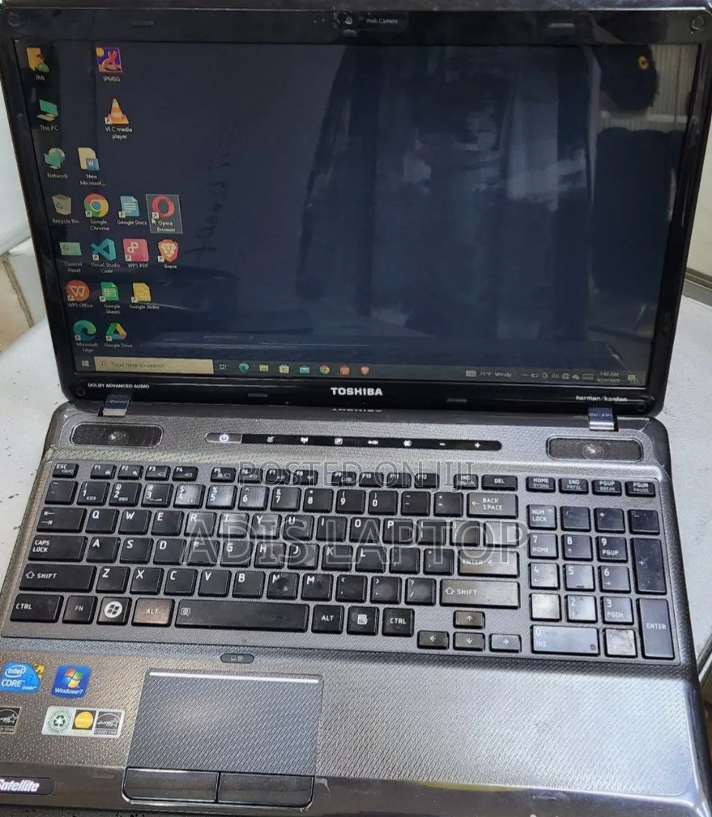 Laptop Toshiba Satellite C850 4GB Intel Core I3 HDD 500GB