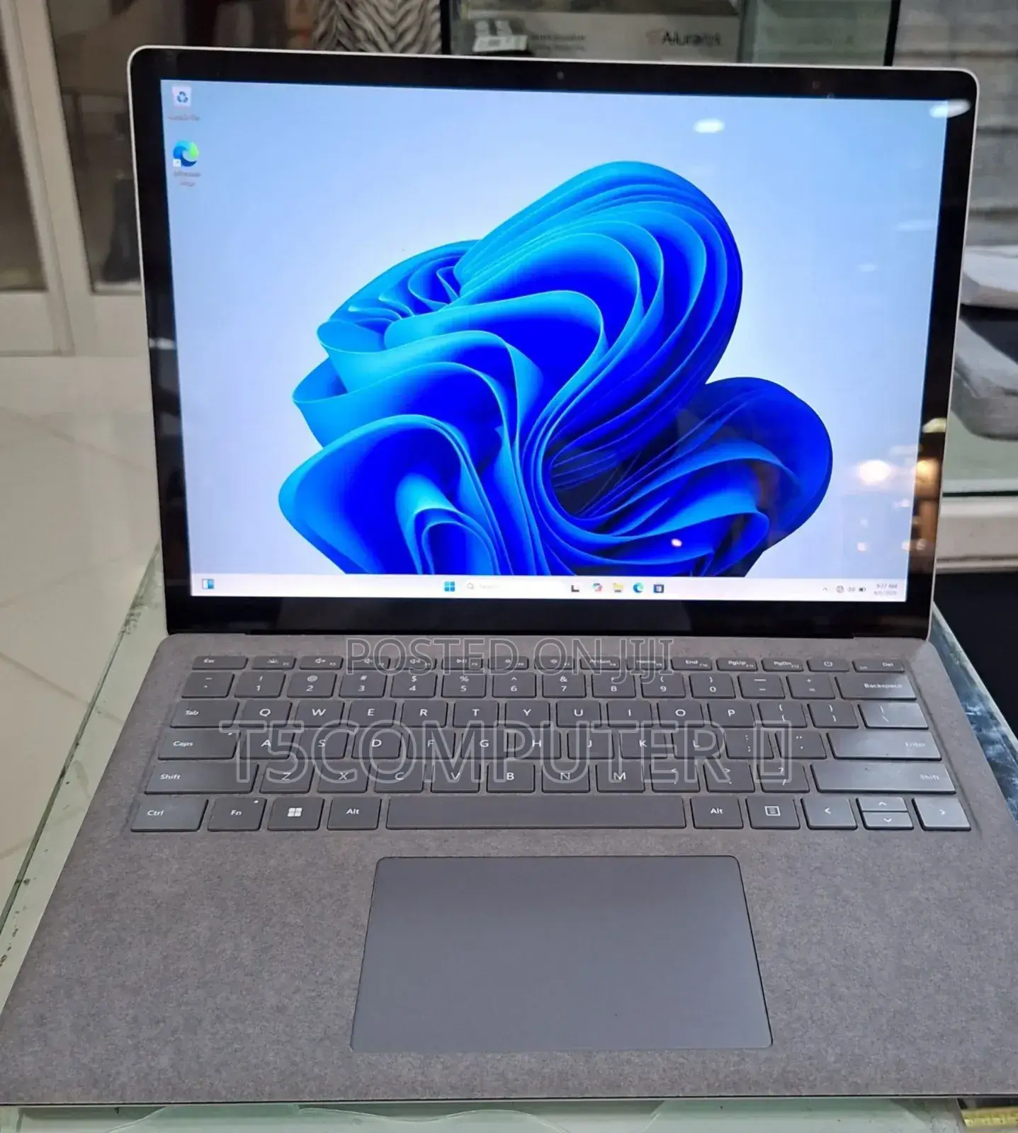 New Laptop Microsoft Surface Laptop 4 16GB Intel Core I7 SSD 512GB