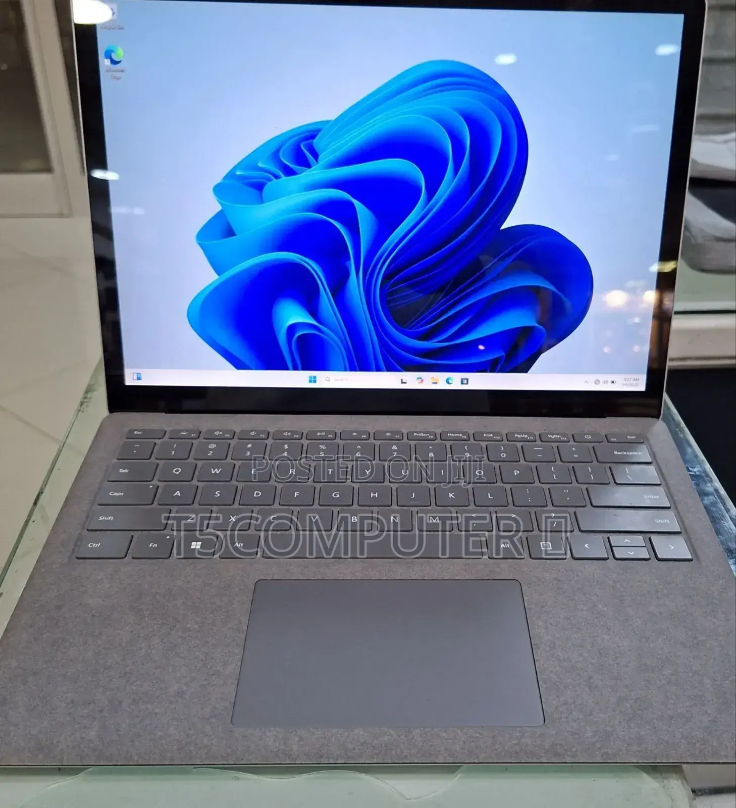 New Laptop Microsoft Surface Laptop 4 16GB Intel Core I7 SSD 512GB