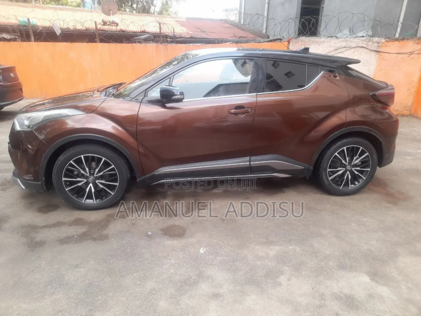 Toyota C-HR 2017 Brown