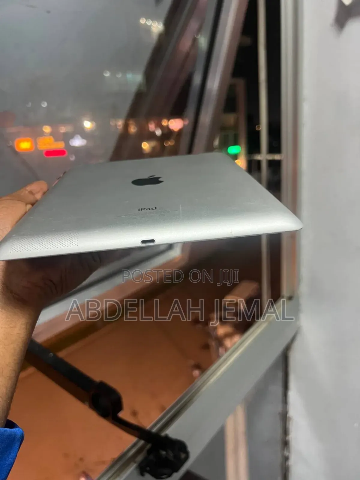 New Apple iPad 4 Wi-Fi 16 GB Silver