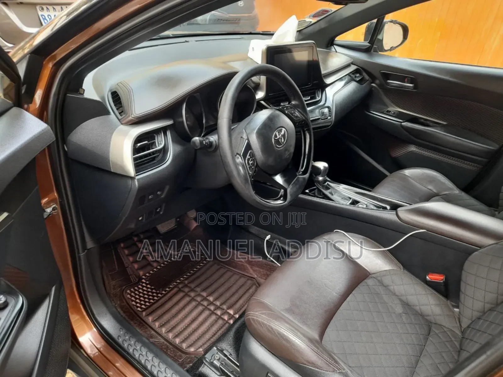 Toyota C-HR 2017 Brown