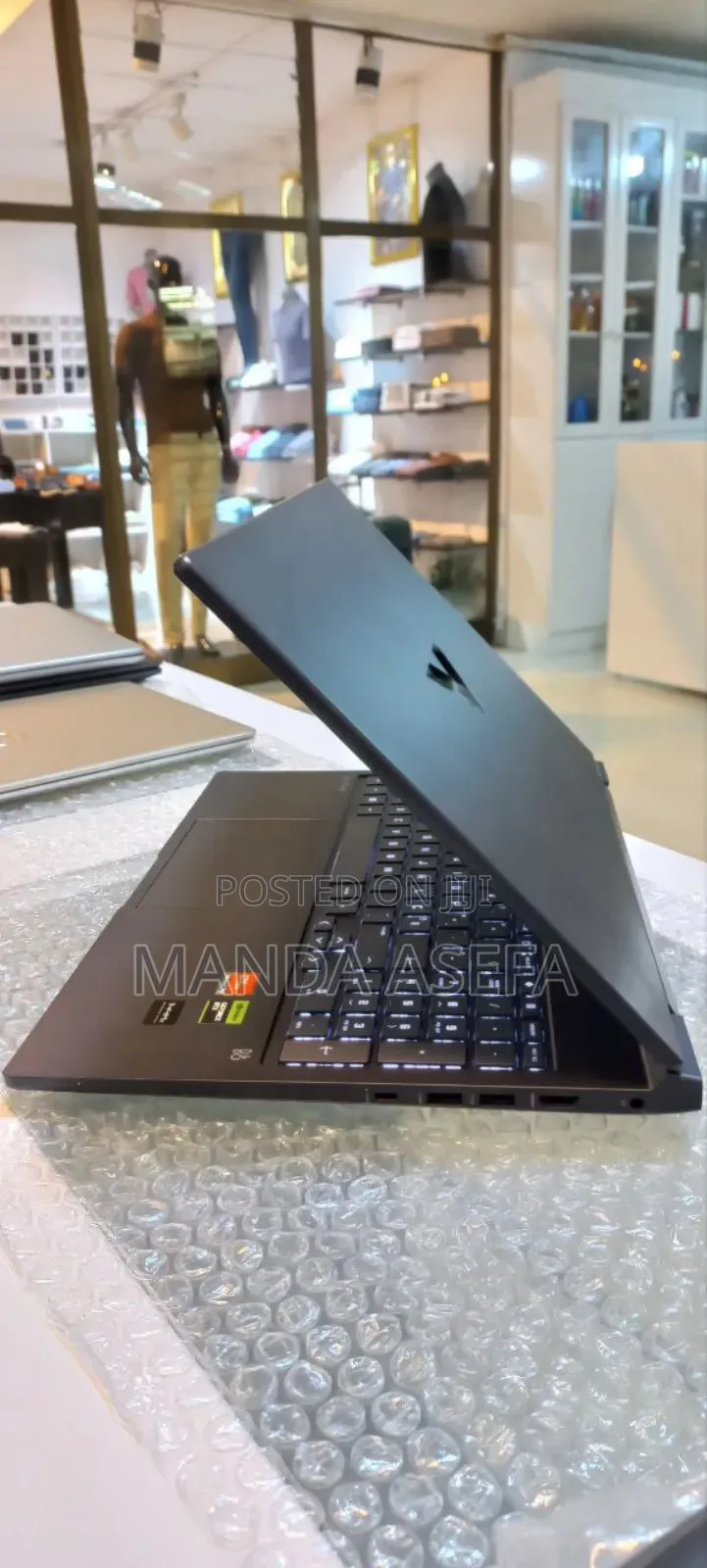 New Laptop HP Victus 15 16GB AMD Ryzen 7 SSD 1T