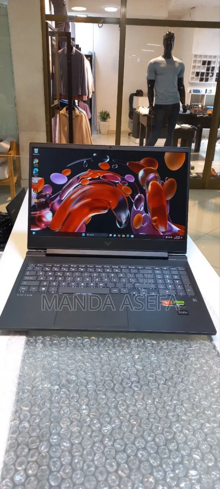 New Laptop HP Victus 15 16GB AMD Ryzen 7 SSD 1T