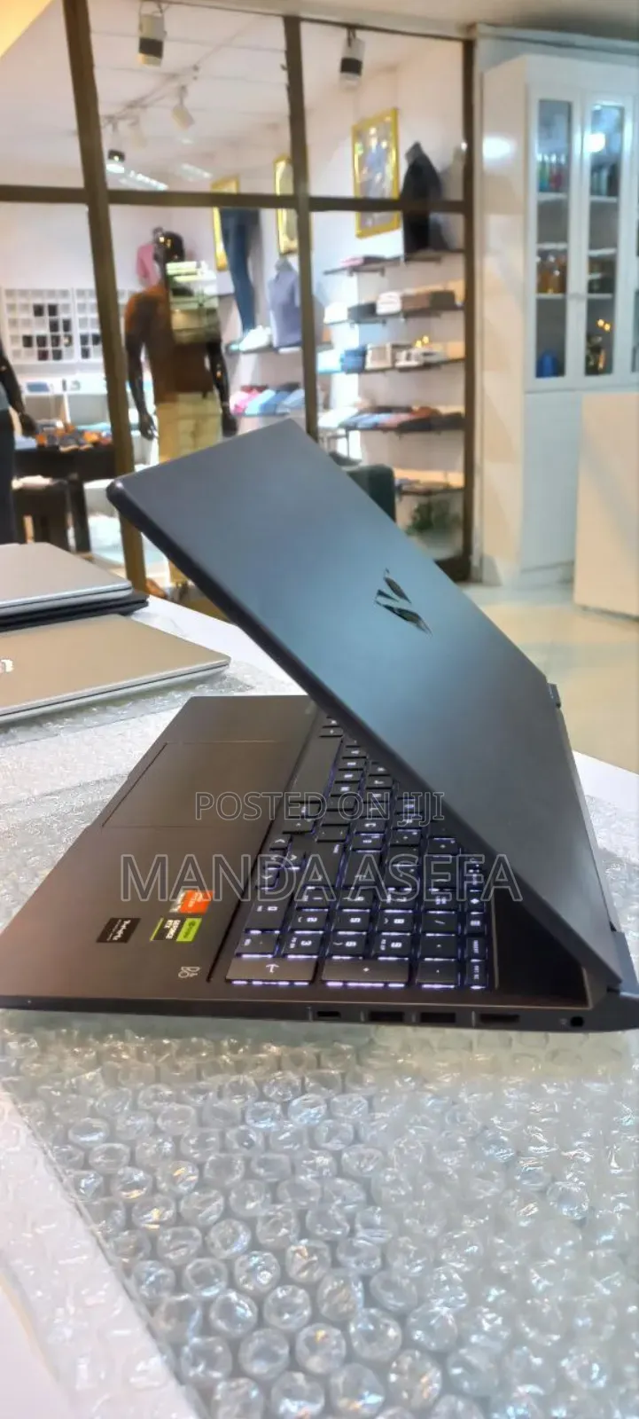 New Laptop HP Victus 15 16GB AMD Ryzen 7 SSD 1T