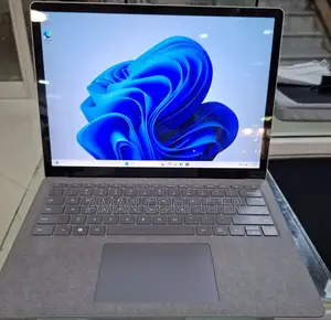 New Laptop Microsoft Surface 16GB Intel Core I7 SSD 512GB
