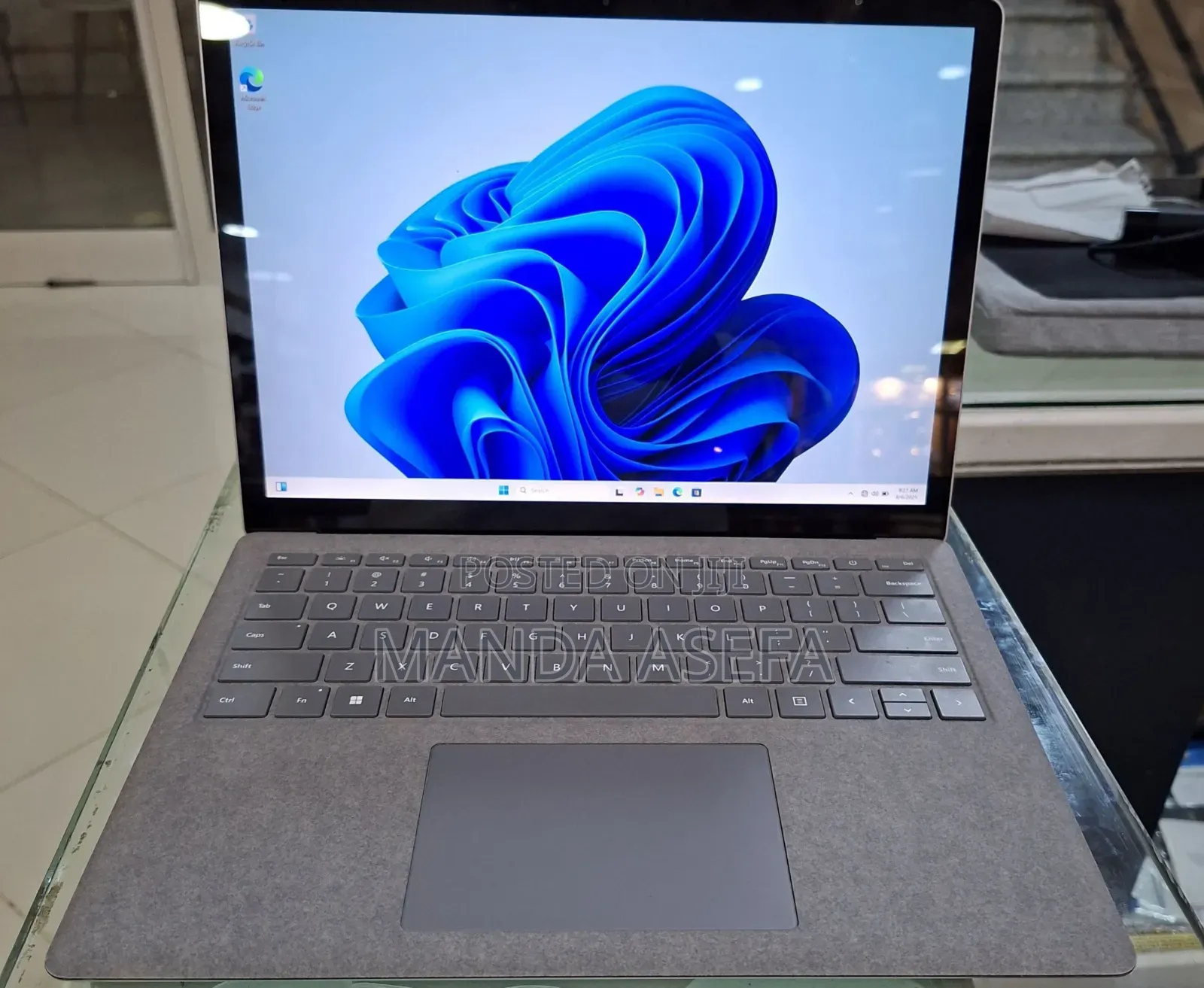 New Laptop Microsoft Surface Laptop 4 16GB Intel Core I7 SSD 512GB