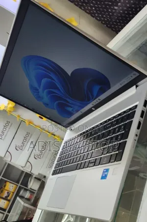 Photo - New Laptop HP EliteBook 850 16GB Intel Core I5 SSD 512GB