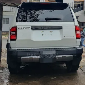 New Toyota Land Cruiser Prado 2.4 Hybrid 2025 White