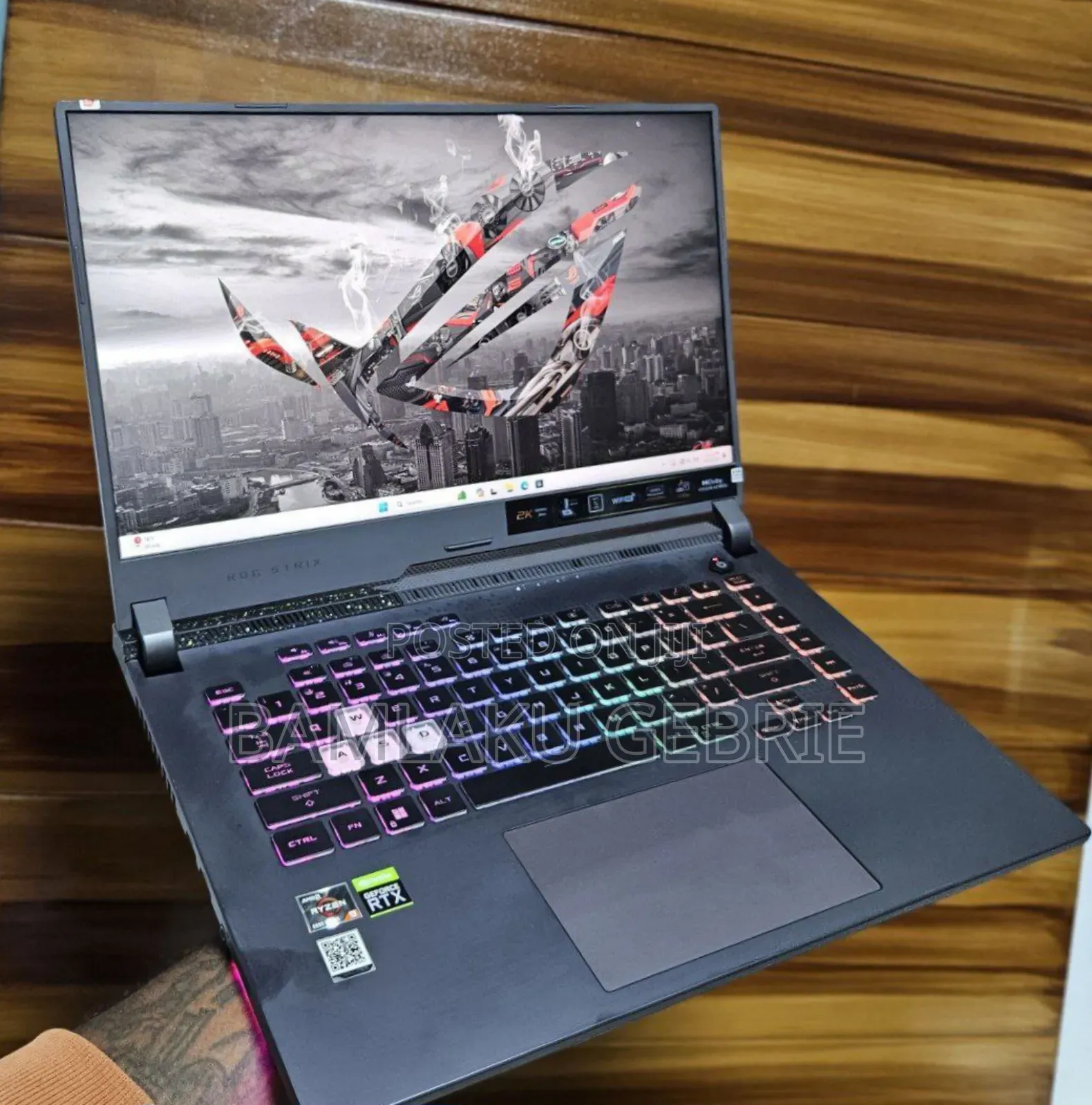 New Laptop Asus ROG Strix G15 16GB AMD Ryzen 9 SSD 512GB