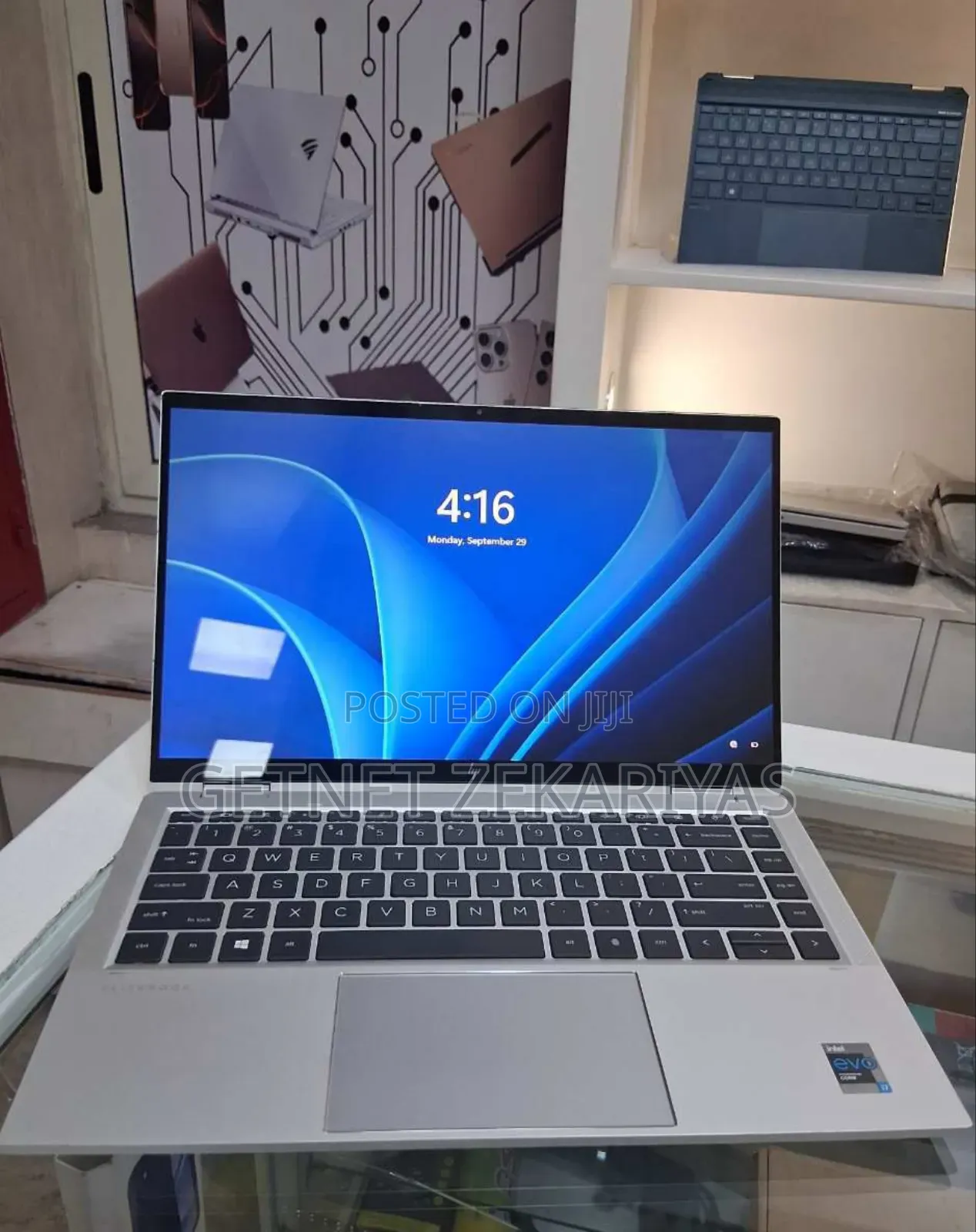 New Laptop HP EliteBook 1040 G8 16GB Intel Core I7 SSD 512GB