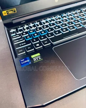 New Laptop Acer Predator Helios 18 PH18-71 16GB Intel Core i9 SSD 1T