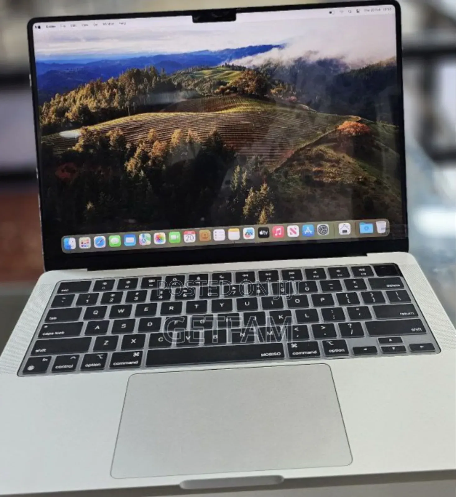 New Apple MacBook Air 2024 M3 13-Inch 8GB Intel Core I5 SSD 512GB