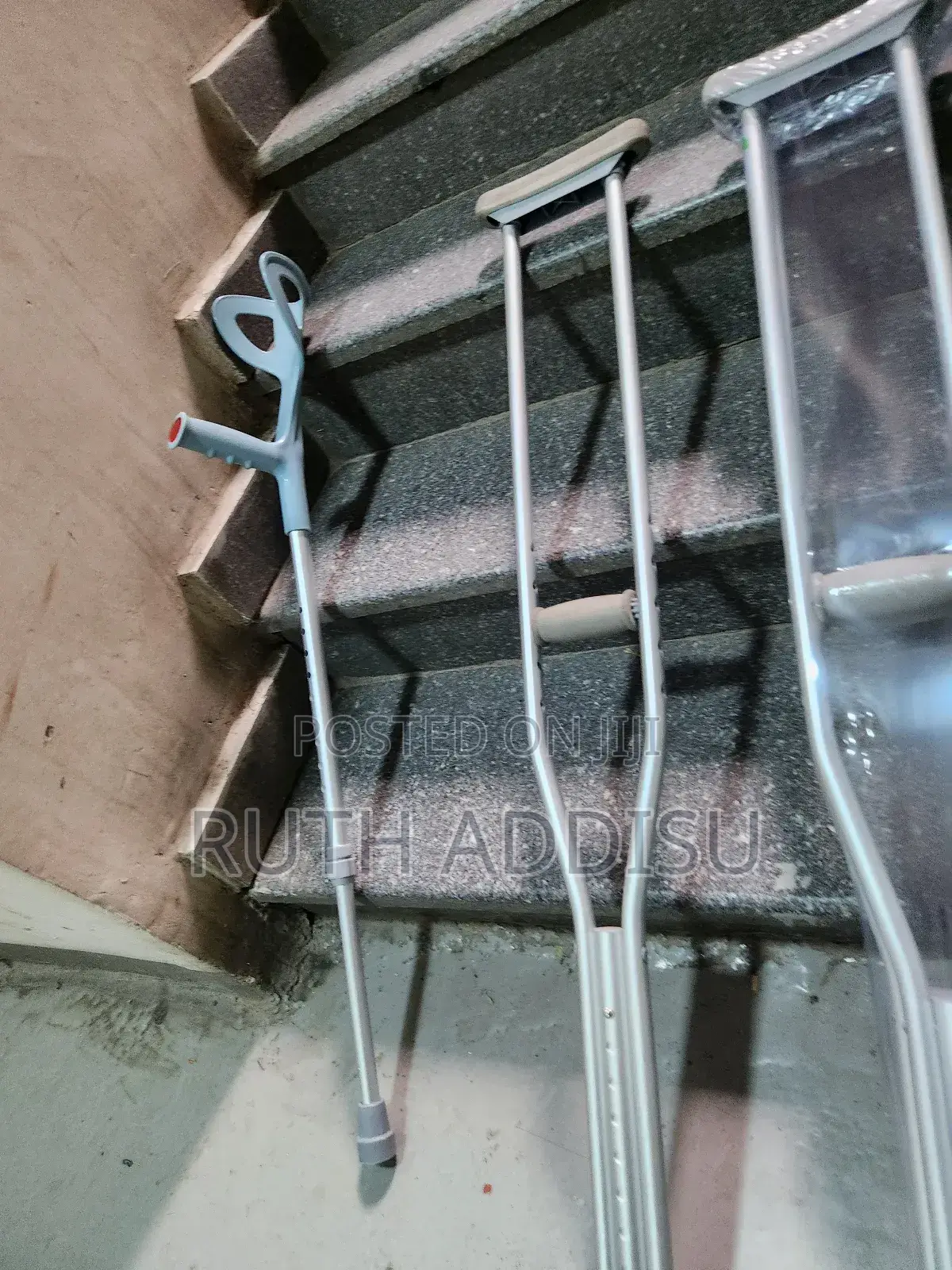 Stainless Medical Axillary Crutches麵團bilateral Crutches Medical Crutch