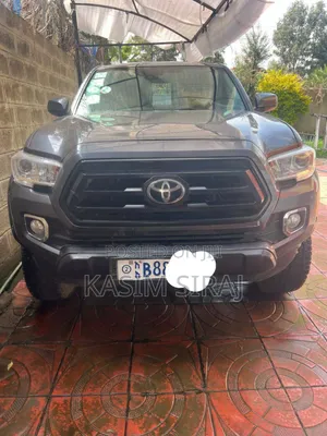 Photo - Toyota Tacoma SR 4x2 Access Cab 127.4 in. WB 2020 Gray