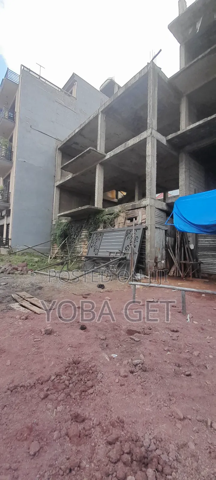 8bdrm House in Yoba, Akaky Kaliti for sale