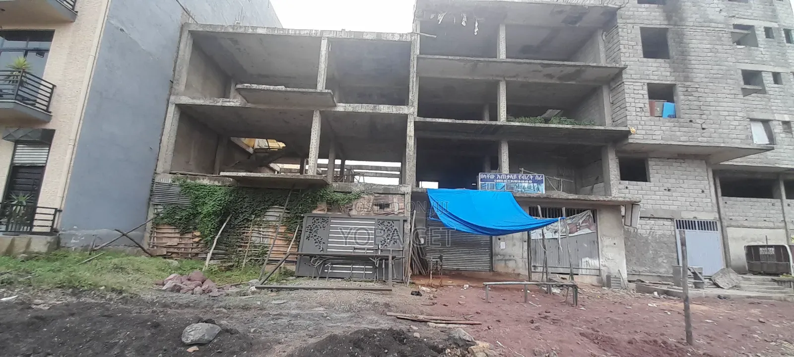 8bdrm House in Yoba, Akaky Kaliti for sale