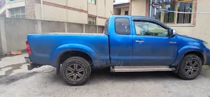 Toyota Hilux 3.0 D-4D 4x4 2015 Blue