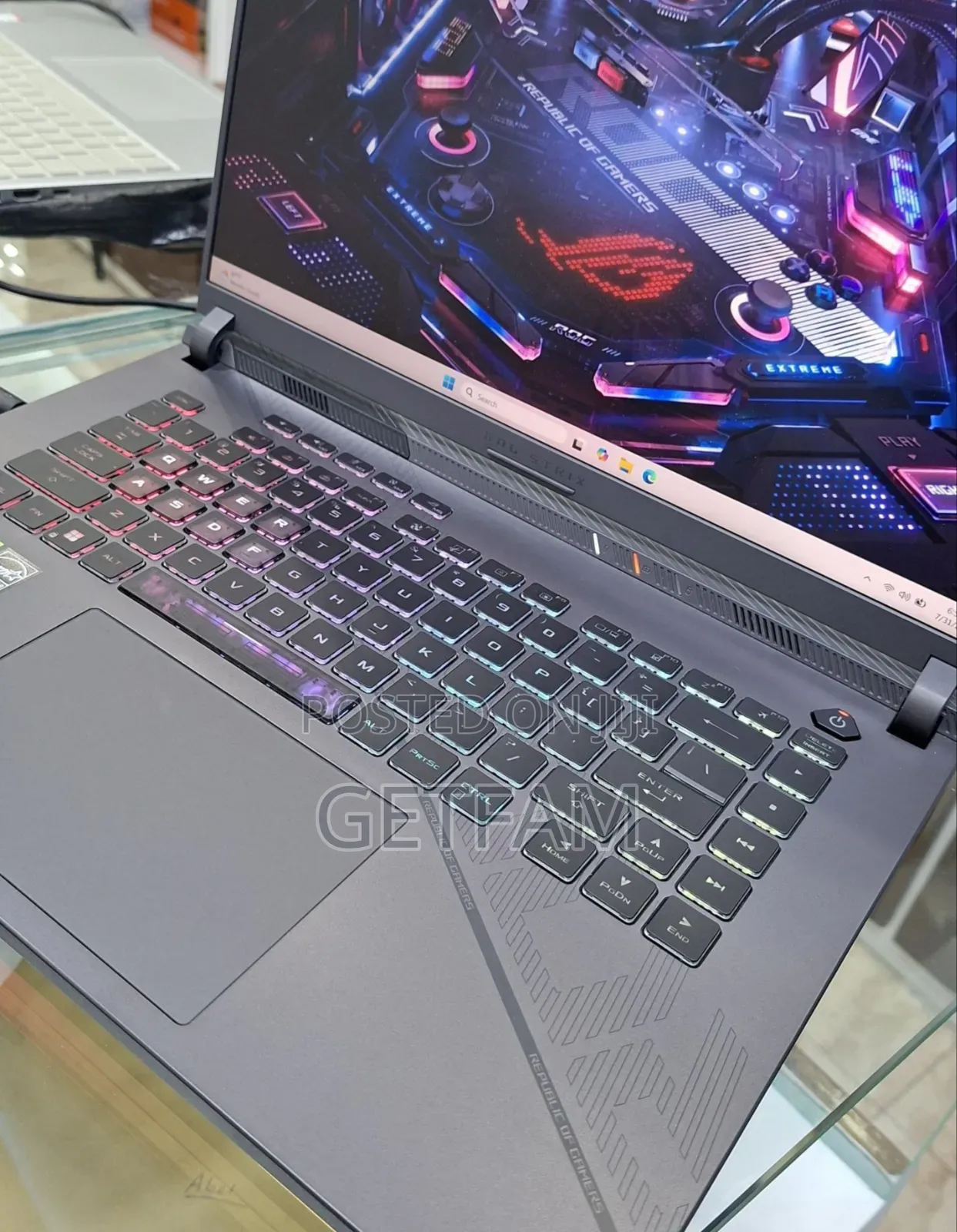 New Laptop Asus ROG Strix G15 32GB Intel Core I9 SSD 1T