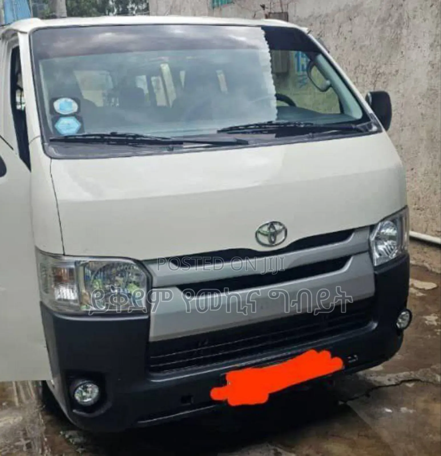 Toyota HiAce 2020 White