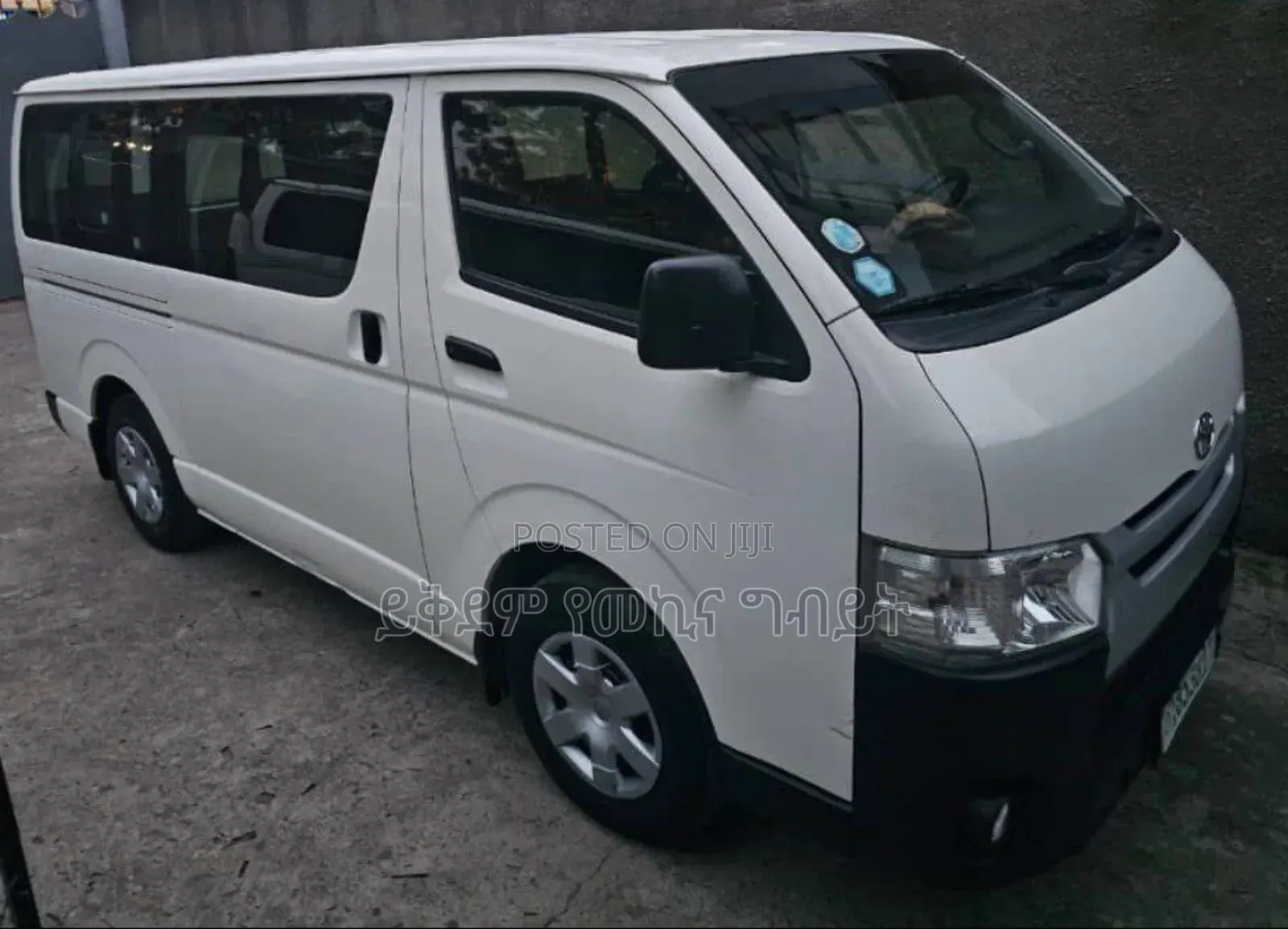 Toyota HiAce 2020 White