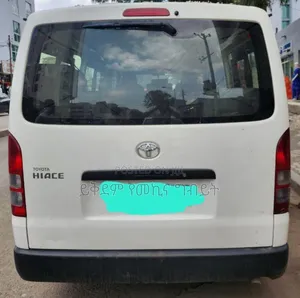 Toyota HiAce 2020 White