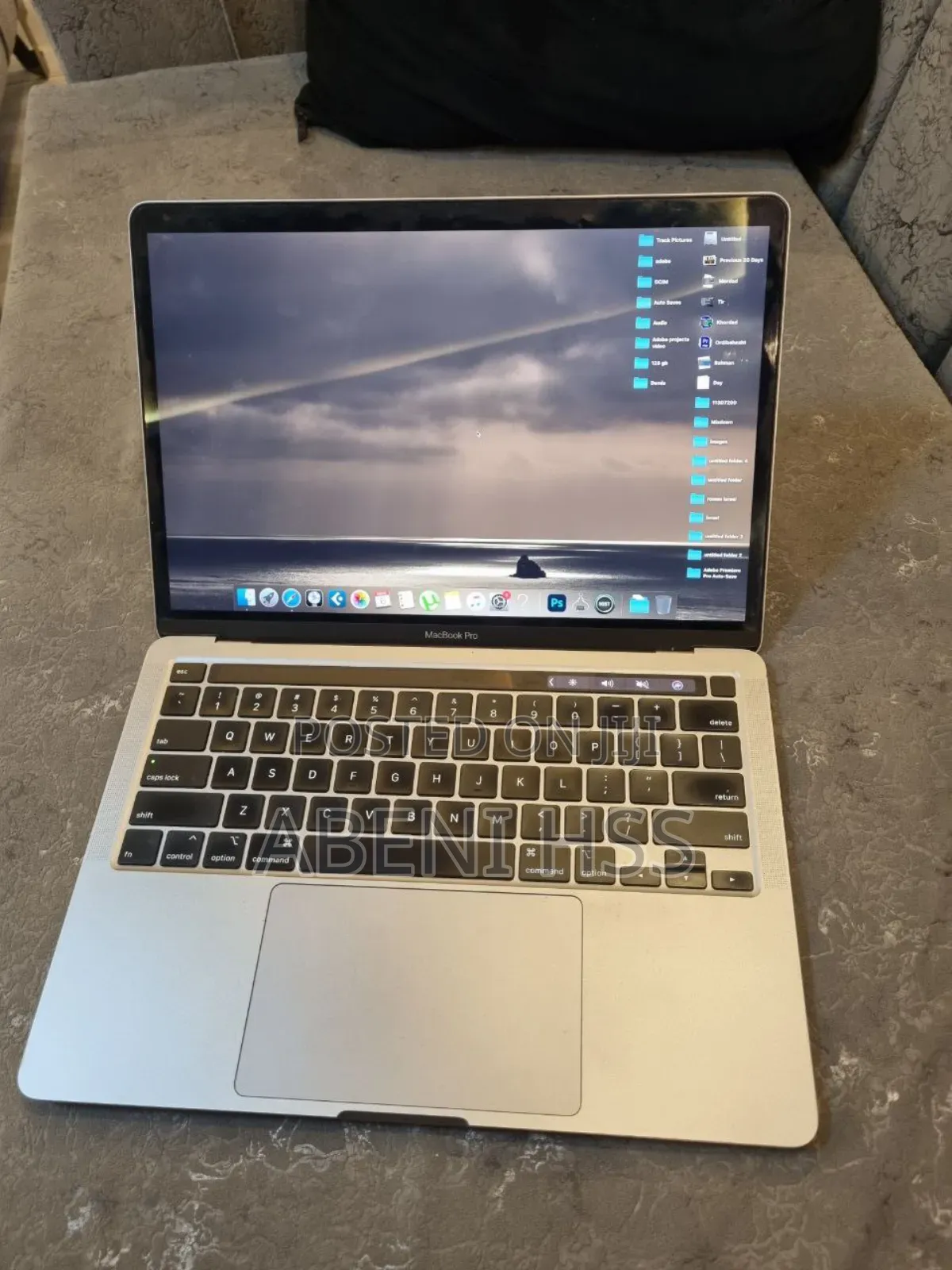 Laptop Apple MacBook Pro 2020 16GB Intel Core I5 SSD 512GB