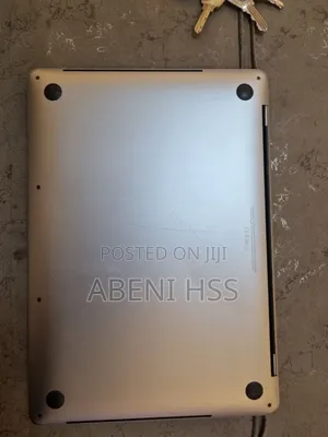 Laptop Apple MacBook Pro 2020 16GB Intel Core I5 SSD 512GB