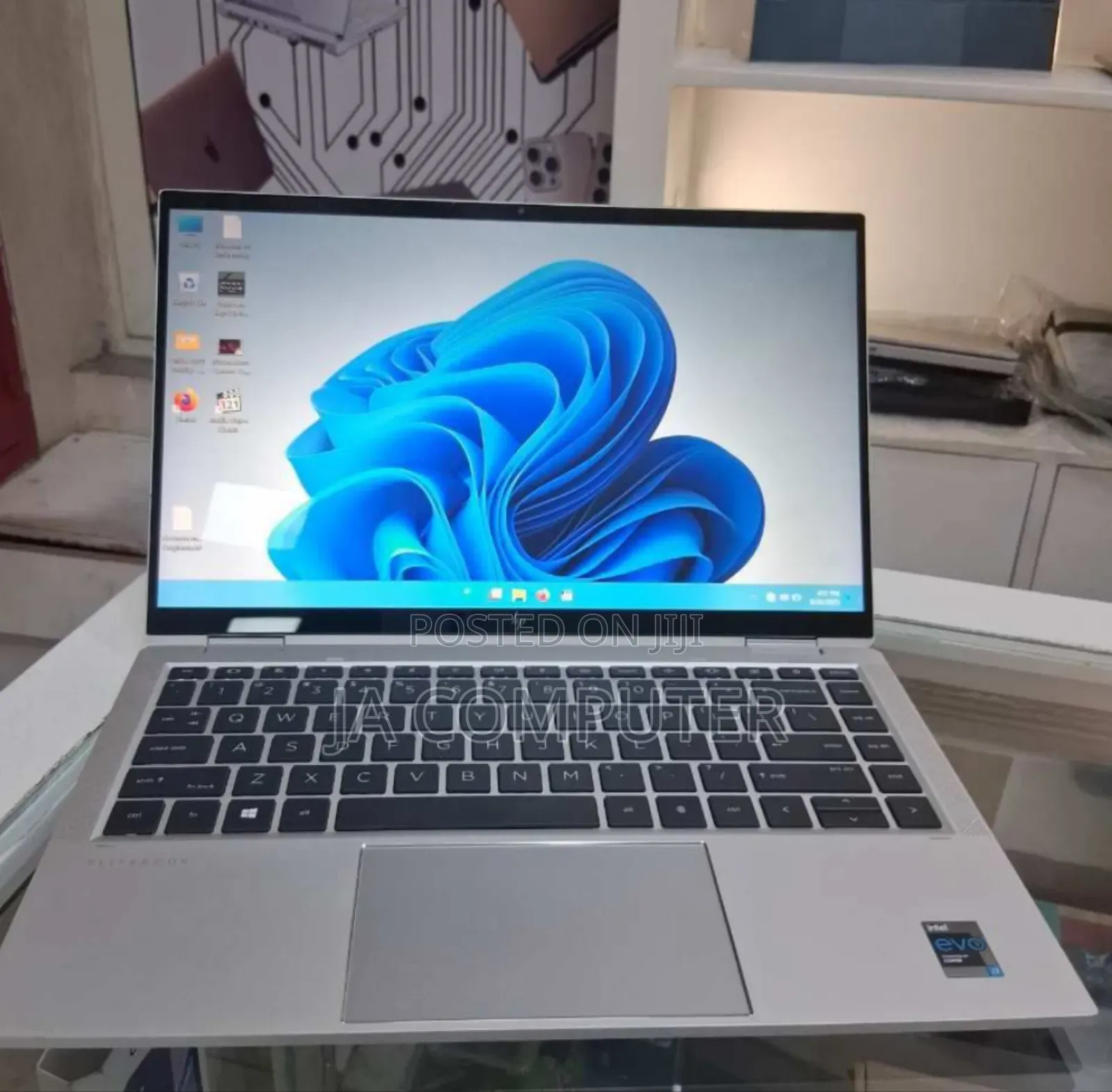 New Laptop HP EliteBook 1040 G8 16GB Intel Core I7 SSD 512GB