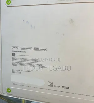 New Laptop Apple MacBook Air 2025 M4 13-Inch 16GB Apple M4 SSD 256GB