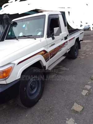 Toyota Land Cruiser 2015 White