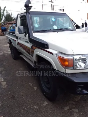 Toyota Land Cruiser 2015 White