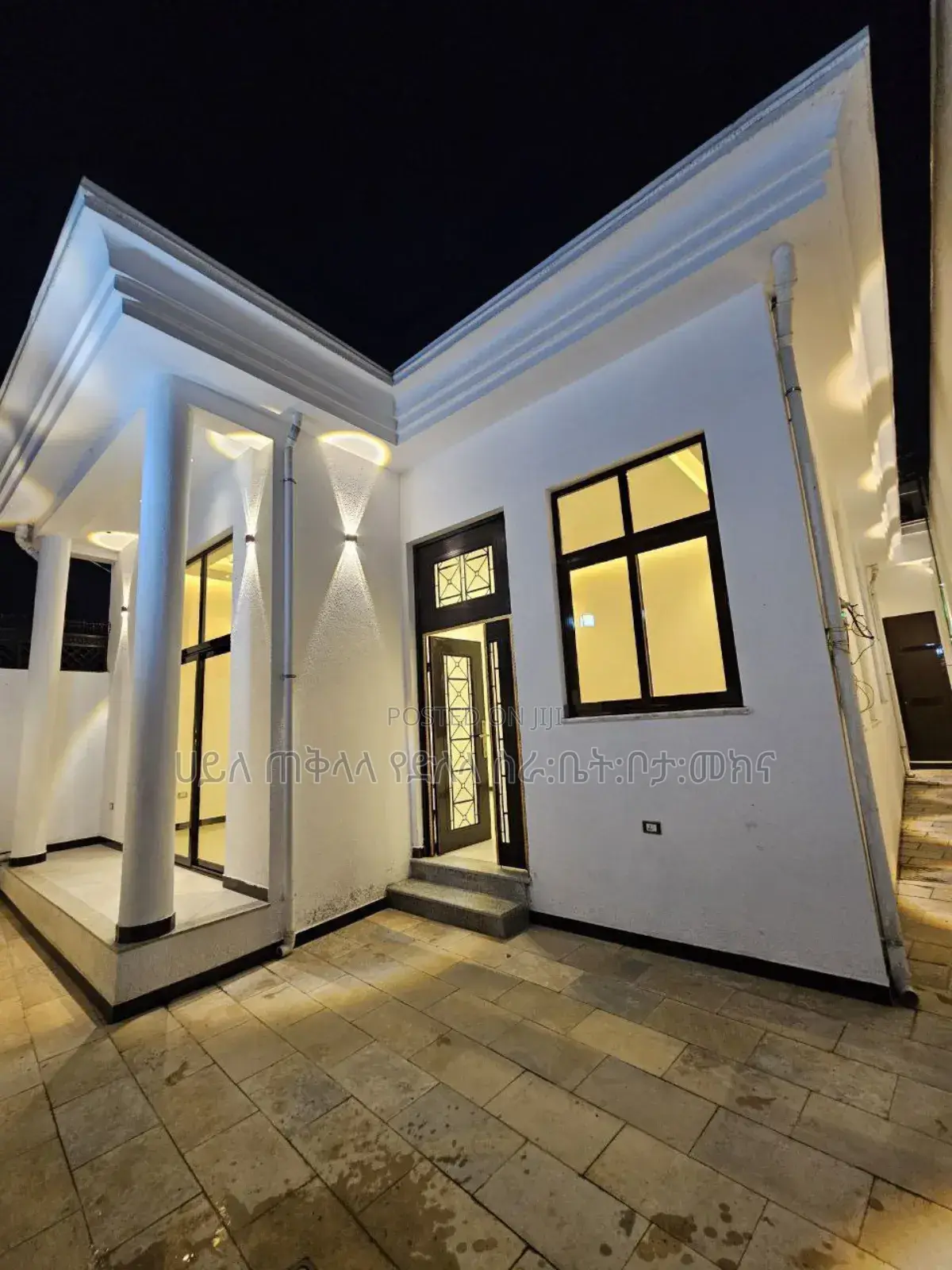 Furnished 4bdrm Villa in ለገጣፎ አካባቢ ኮምፋውንድ ውሲጥ, Oromia-Finfinne for sale